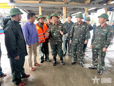 View - 	Quân khu 5 sẵn sàng giúp dân khắc phục hậu quả khi bão số 10 đổ bộ